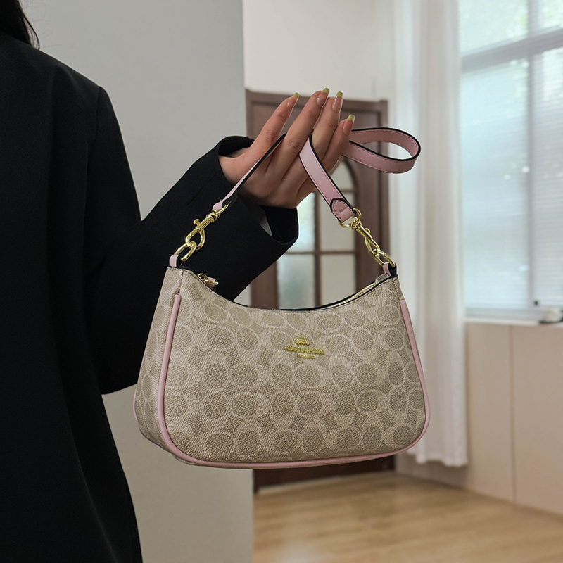 Luxury Lifestyle City - Lüks Kadınlar İçin Üst Düzey Deri