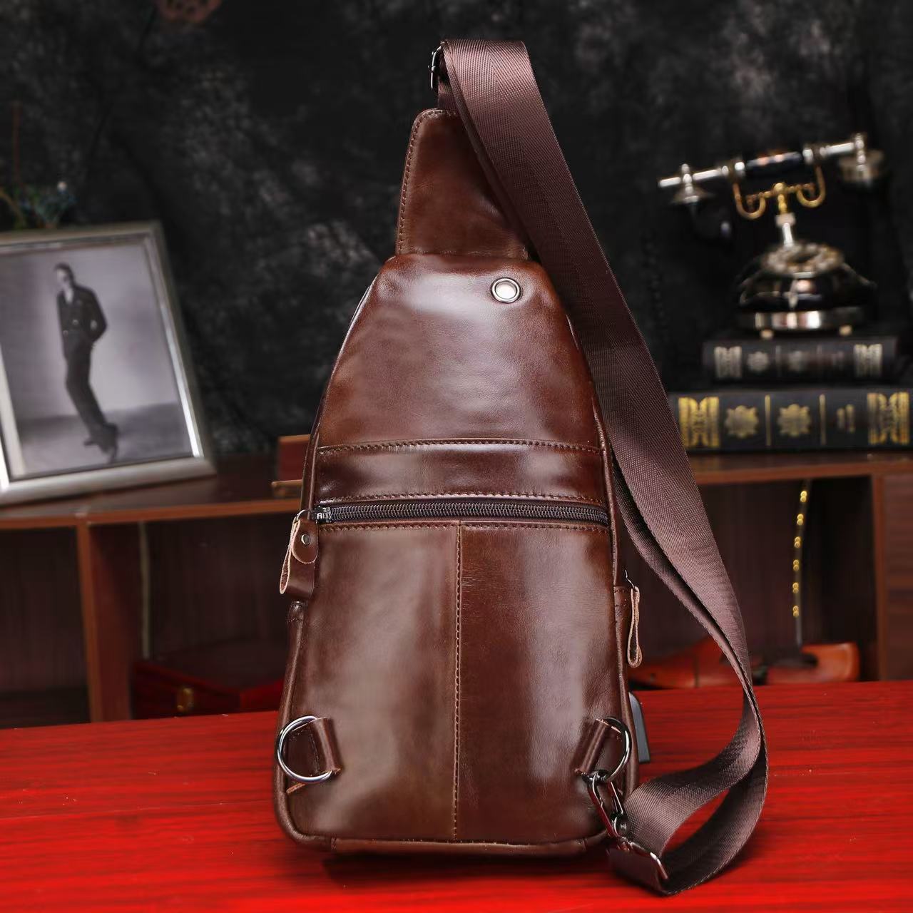 Erkekler İçin Hakiki Deri Göğü - Luxury Lifestyle Pack incelemesi ve fiyatı